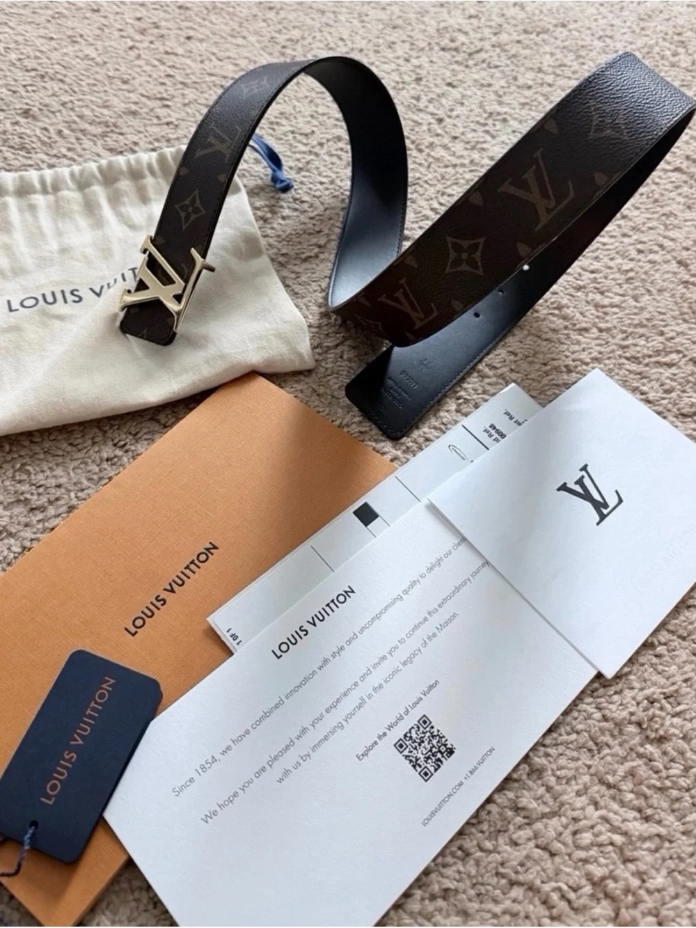 LOUIS VUITTON